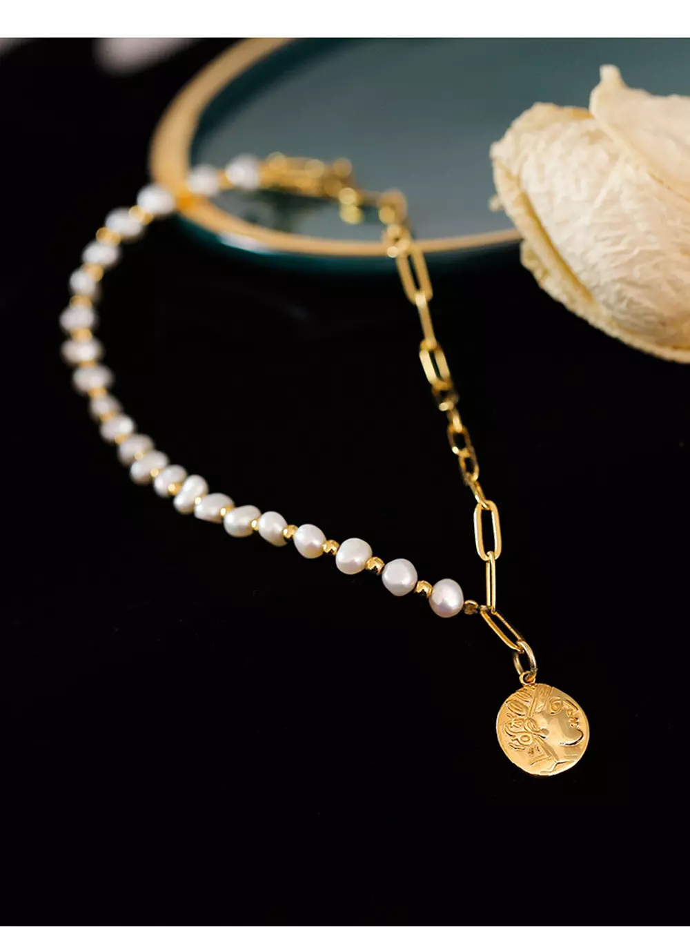 Women's Baroque Pearl Copper Necklace