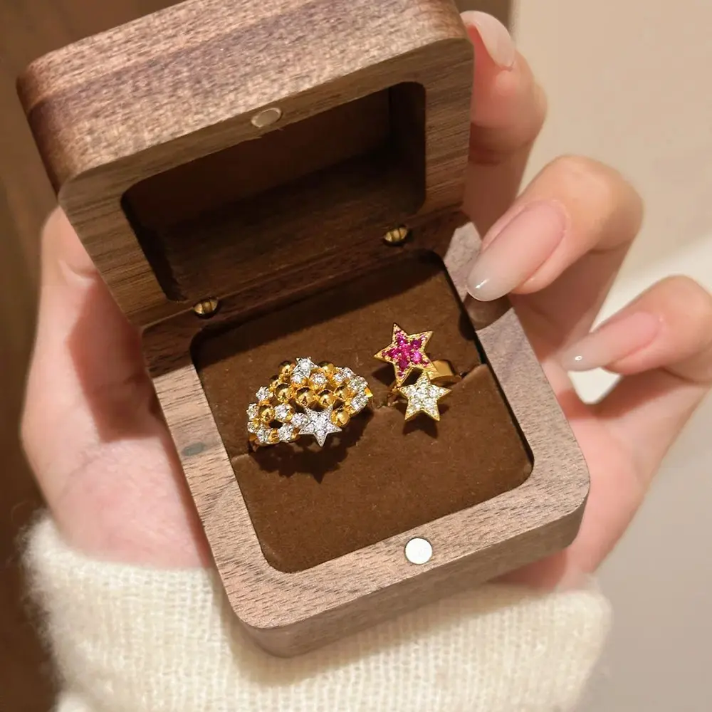 Set of red diamond women's no ear hole ear bone clip ring set