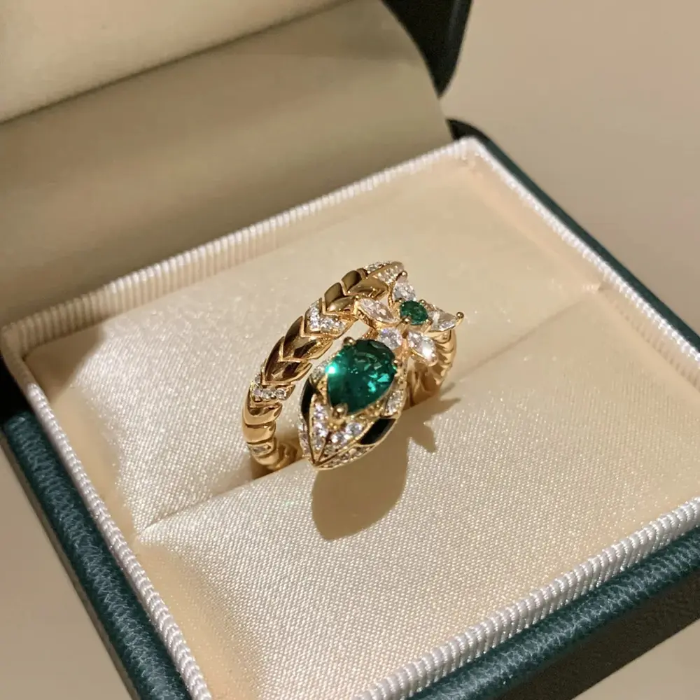 Rhinestone Wrapped Snake Shape Ring
