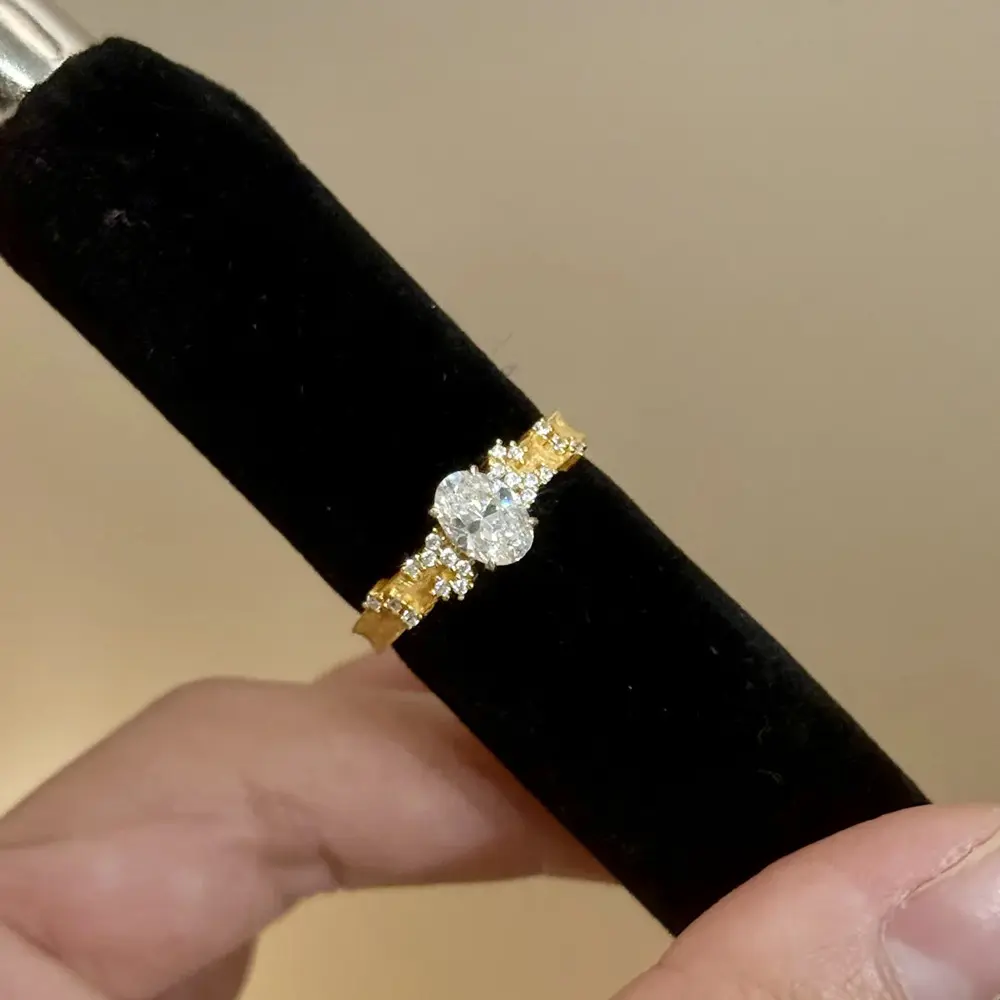 High carbon diamond antique gold plated diamond ice flower cut pigeon egg ring