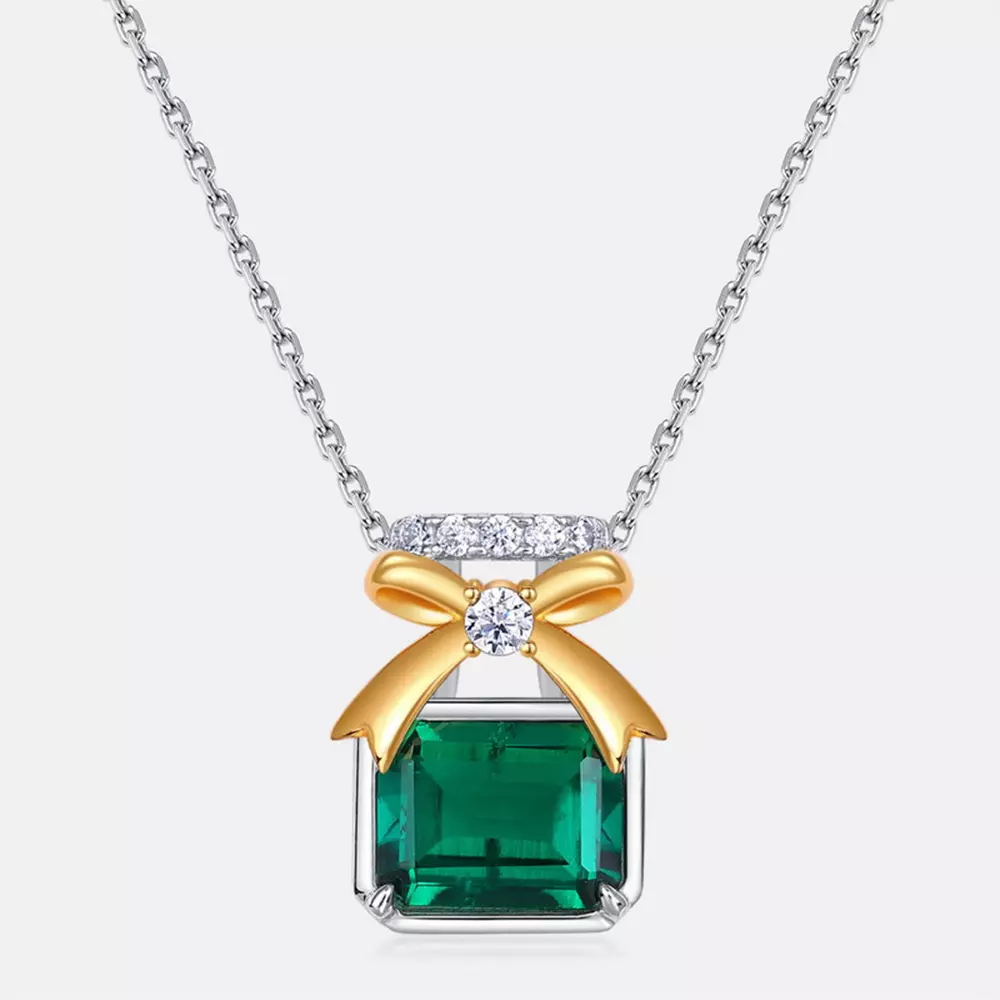 S925 Silver with Cultured Emerald Perfume Bottle Pendant Necklace