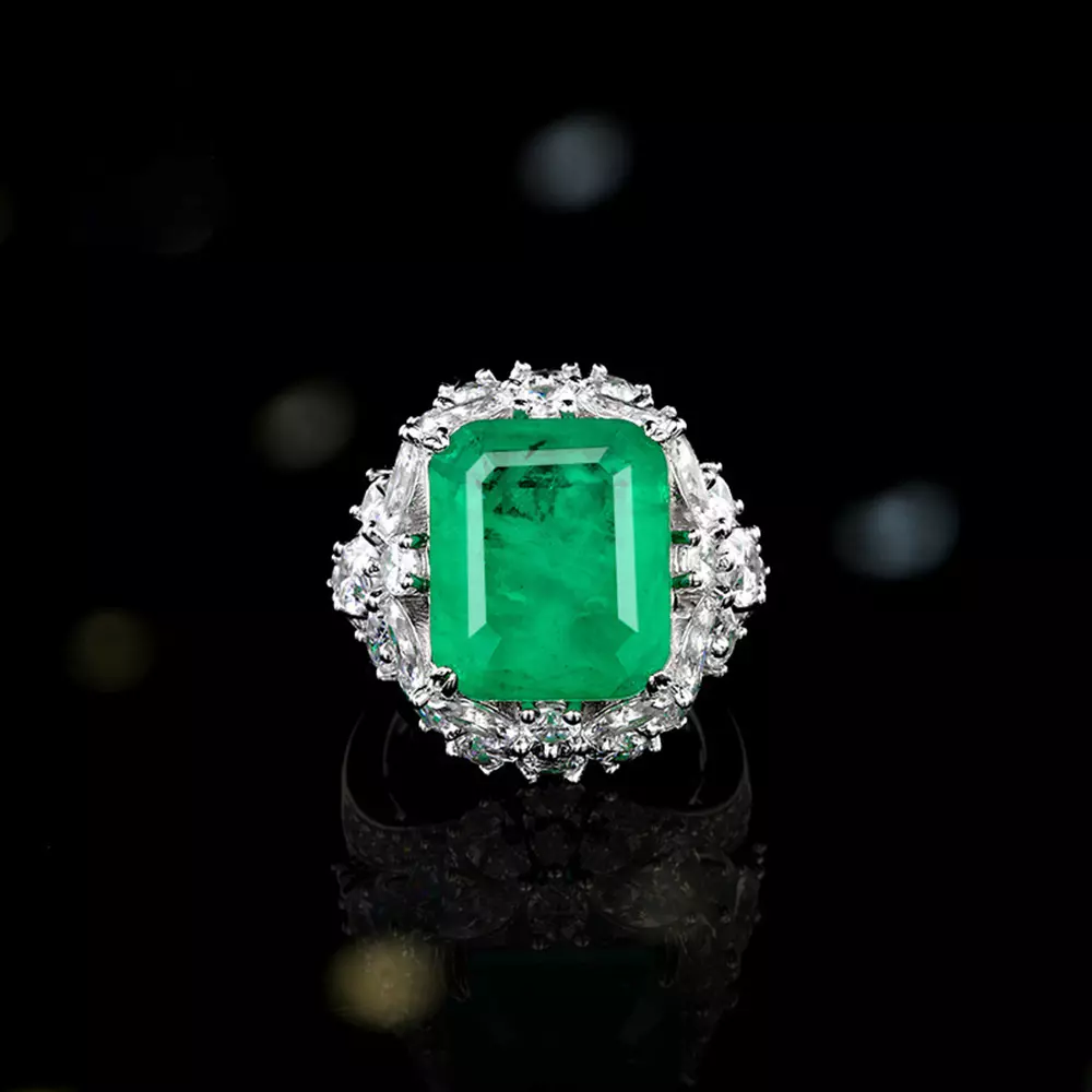 S925 Sterling Silver Vintage Square Diamond Faux Emerald Ring