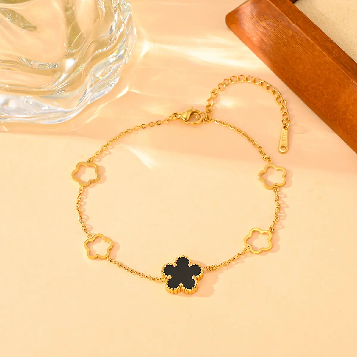 Fashion Women's Stainless Steel Five Leaf Flower Skeleton Anklet