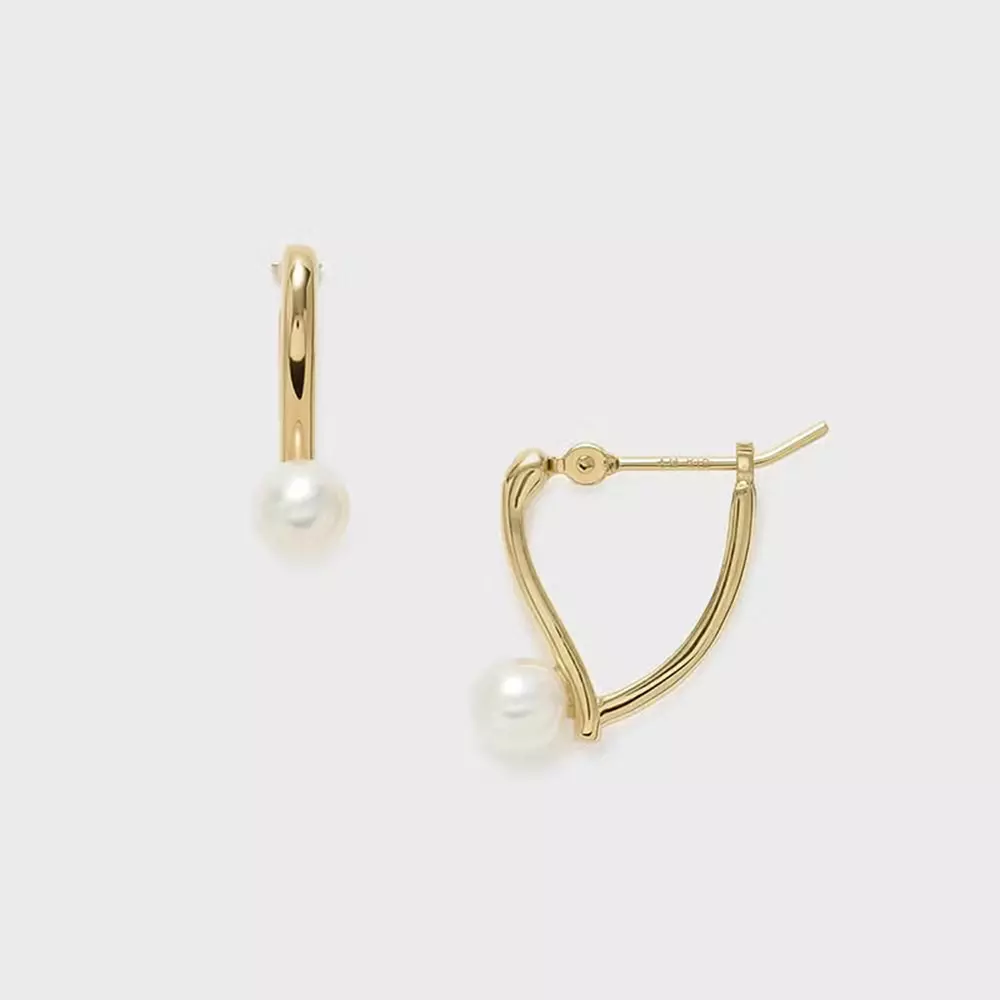Freshwater Pearl V-shaped Gold-Plated Earrings in Sterling Silver
