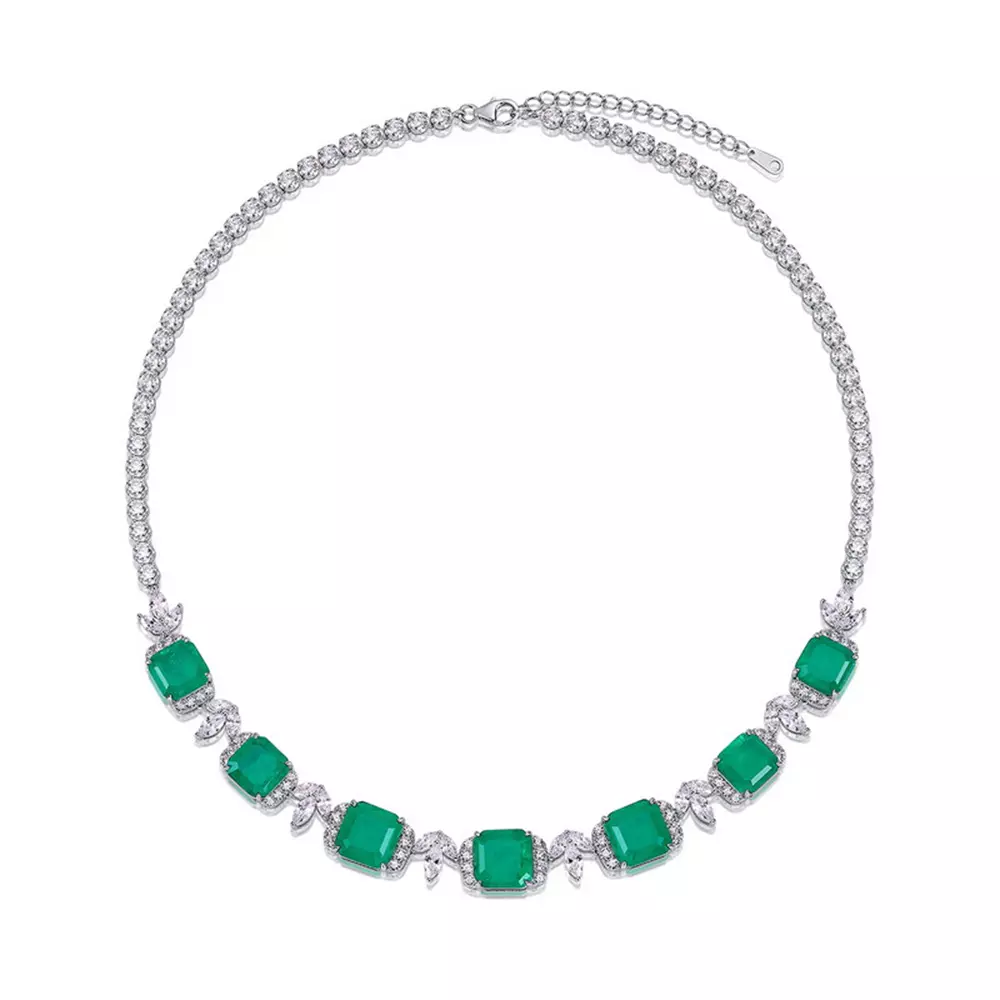 Cultivated red sapphire simulated emerald necklace in S925 silver.